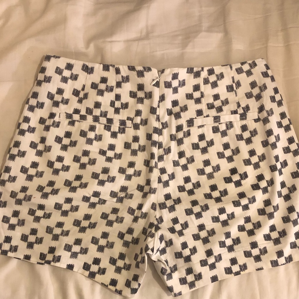 Madewell Pattern Shorts - Picture 2 of 2